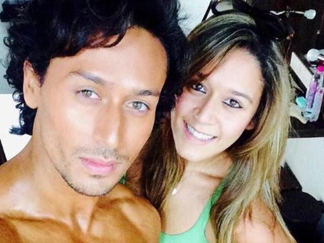 Tiger with his sister Krishna Shroff on Rakshabandhan. (Twitter) 
