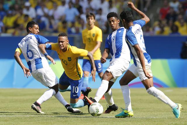 Neymar was at the receiving end of a few mistimed tackles. Defender Marquinhos scored the fourth goal off a corner in the 51st, shooting from close range after the defence failed to clear the cross into the area. (AP)