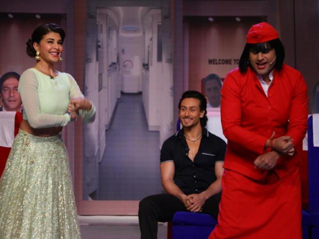 Krushna transformed into flight attendant Dolly and together they danced to Chittiyan Kalaiyan. (Colors)