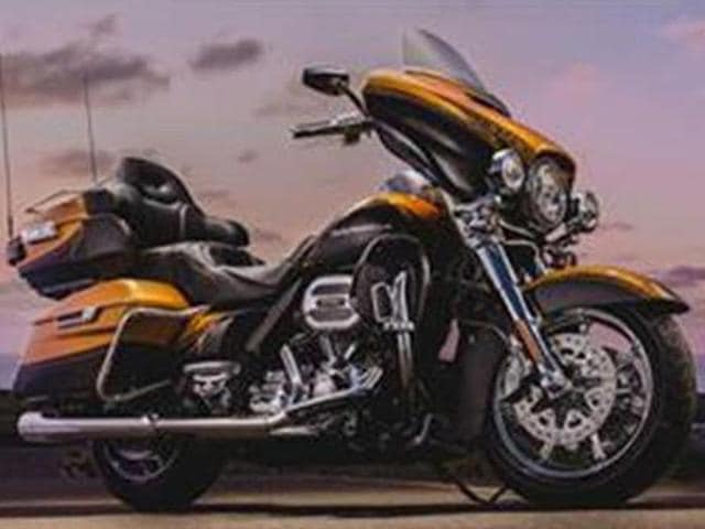 Harley-Davidson Inc. agreed Thursday to pay $15 million to settle a US government complaint over racing tuners that caused its motorcycles to emit higher-than-allowed levels of air pollution. (File Photo) Harley-Davidson Inc. agreed Thursday to pay $15 million to settle a US government complaint over racing tuners that caused its motorcycles to emit higher-than-allowed levels of air pollution. (File Photo)