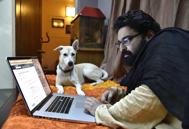 Gunjan Uppal, resident of Vasant Kunj C-6, has four dogs. Of them three are strays.(S Burmaula / HT Photo) Gunjan Uppal, resident of Vasant Kunj C-6, has four dogs. Of them three are strays.(S Burmaula / HT Photo)