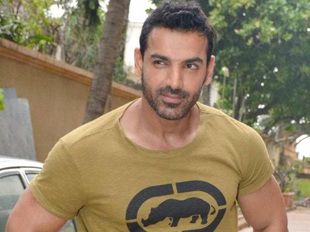 John Abraham feels ‘no negativity’ | Bollywood - Hindustan Times