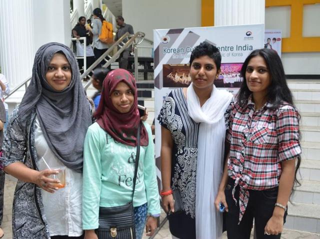 Fans at the K-Pop contest in Chennai (Sharanya Gopinathan) Fans at the K-Pop contest in Chennai (Sharanya Gopinathan)