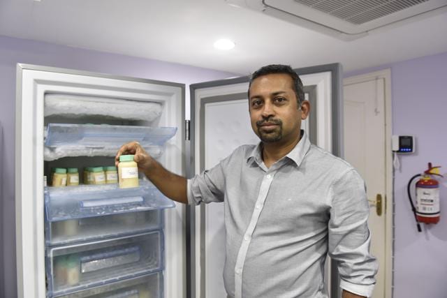 Dr Raghuram Mallaiah, director of neonatology at Fortis La Femme, with the bottles of milk donated by lactating mothers in Delhi. (Saumya Khandelwal/HT PHOTO) Dr Raghuram Mallaiah, director of neonatology at Fortis La Femme, with the bottles of milk donated by lactating mothers in Delhi. (Saumya Khandelwal/HT PHOTO)