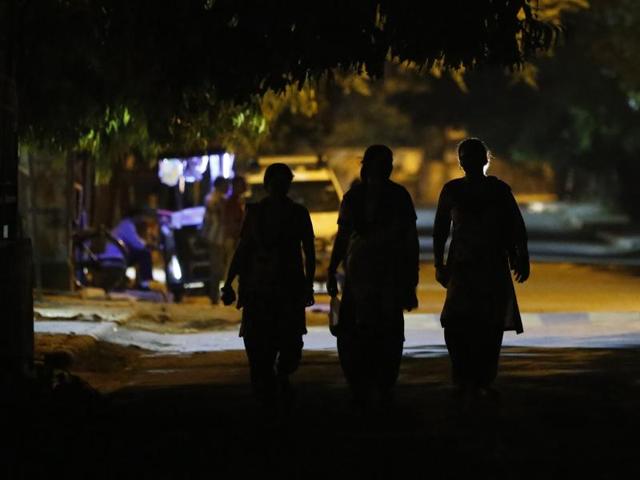 A 26-year-old woman fought a man who tried to molest her in Delhi’s Khirki Extension area. (Sanchit Khanna/HT File Photo) A 26-year-old woman fought a man who tried to molest her in Delhi’s Khirki Extension area. (Sanchit Khanna/HT File Photo)