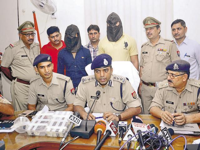 The two accused, Abhishek Gurjar and Gaurav Chaudhary, were arrested while riding a stolen Apache bike on Friday morning. (Sakib Ali/HT Photo) The two accused, Abhishek Gurjar and Gaurav Chaudhary, were arrested while riding a stolen Apache bike on Friday morning. (Sakib Ali/HT Photo)