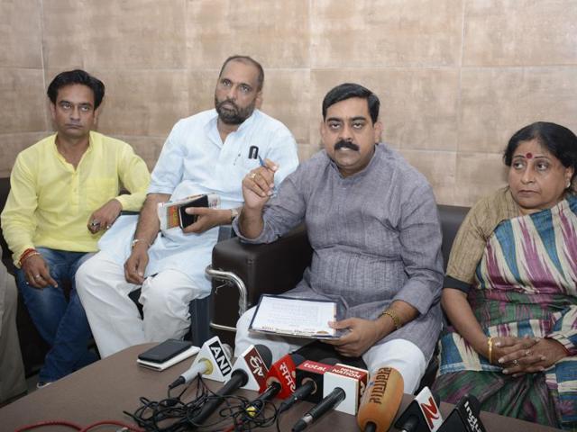 BJP city president Ajay Sharma (in grey kurta) said the police should arrest the suspects and unearth the “larger” conspiracy behind the attack. (Sakib Ali/HT Photo) BJP city president Ajay Sharma (in grey kurta) said the police should arrest the suspects and unearth the “larger” conspiracy behind the attack. (Sakib Ali/HT Photo)