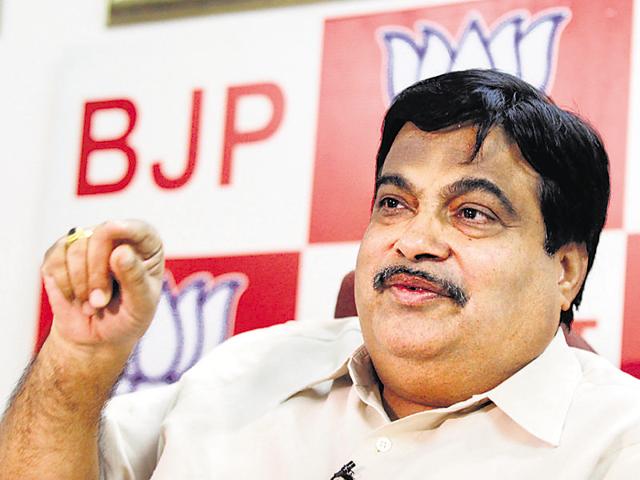 Shipping minister Nitin Gadkari had made up his mind to pick a private sector manager to head the company last year.(Reuters File Photo)