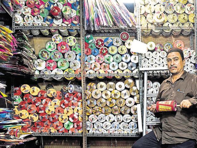 Ashraf Ali, a manjha wholesaler at Lal Kuan in Old Delhi — the capital’s oldest kite and manjha market.(Ravi Choudhary/HT Photo)