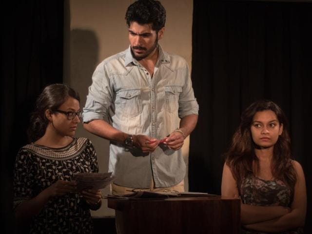 The play is based on a real incident that took place in 2006: a fishing boat called Francisco y Catalina had rescued 51 African immigrants, who had lost their way in the Mediterranean Sea. The play is based on a real incident that took place in 2006: a fishing boat called Francisco y Catalina had rescued 51 African immigrants, who had lost their way in the Mediterranean Sea.