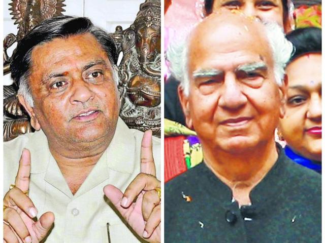 Manoranjan Kalia and Shanta Kumar (HT Photo) Manoranjan Kalia and Shanta Kumar (HT Photo)