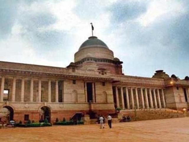 Last year, the NDMC had issued over 125 notices to the President’s Estate after “heavy” mosquito-breeding was found at various places on its sprawling campus. (HT File Photo) Last year, the NDMC had issued over 125 notices to the President’s Estate after “heavy” mosquito-breeding was found at various places on its sprawling campus. (HT File Photo)