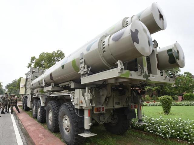 BrahMos missiles are seen at the Parliament House ahead of an exhibition in New Delhi.(Sonu Mehta/HT Photo) BrahMos missiles are seen at the Parliament House ahead of an exhibition in New Delhi.(Sonu Mehta/HT Photo)