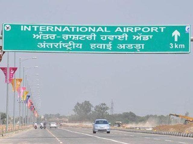 The move follows the Indian Air Force (IAF’s) decision to extended the air traffic control (ATC) watch hours by two hours on Monday.(HT File)