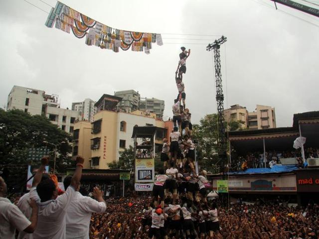 Dahi Handi celebrations in Thane. (Hindustan Times) Dahi Handi celebrations in Thane. (Hindustan Times)