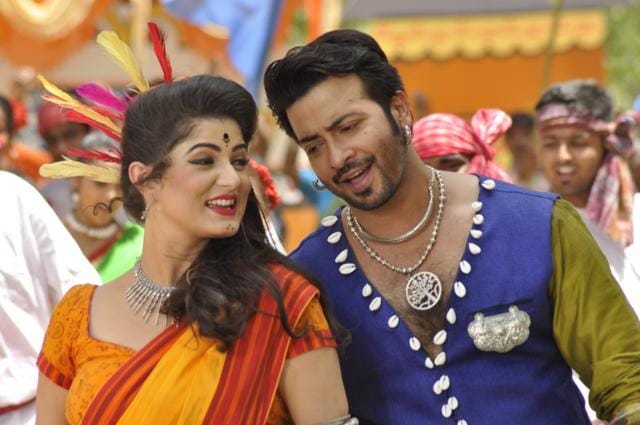 Srabanti and Shakib Khan in Shikari. Shakib is a superstar in Bangladesh. (Eskay Movies)