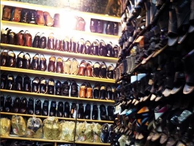 It is also a busy bazaar known for its good food and wide range of Khussa (traditional Mughal footwear) . (baig_aadi/INSTAGRAM) 