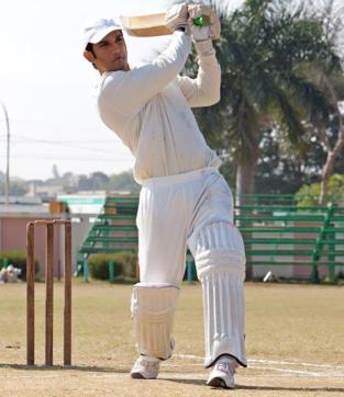 Sushant invested extra time and coached with Dhoni for the film.