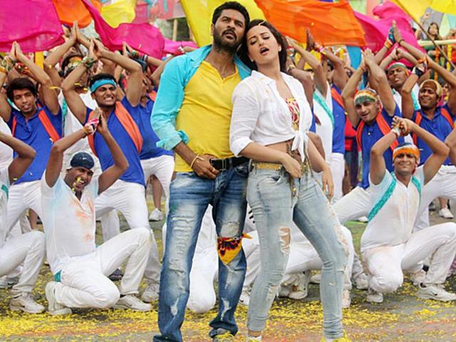 Dahi handi has always been a part of the Bollywood films based in Mumbai. (YouTube) Dahi handi has always been a part of the Bollywood films based in Mumbai. (YouTube)