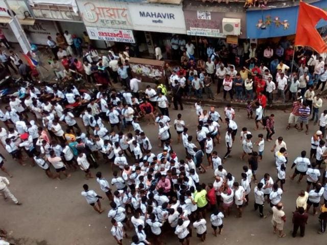 1st Govinda Pathak arrives at Dadar, Mumbai on Thursday morning at around 10 am. (KUNAL PATIL) 1st Govinda Pathak arrives at Dadar, Mumbai on Thursday morning at around 10 am. (KUNAL PATIL)