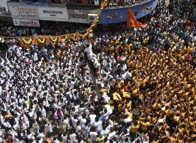 People take part in dahi handi celebrations in Mumbai. (Kunal Patil/ HT photo)