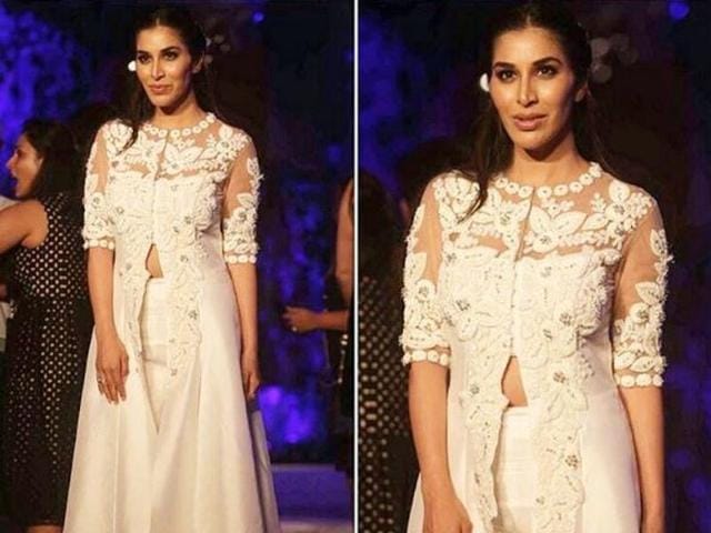 Singer-actress Sophie Choudry at Lakme Fashion Week Winter Festive 2016 in Mumbai on Wednesday. (Instagram) 