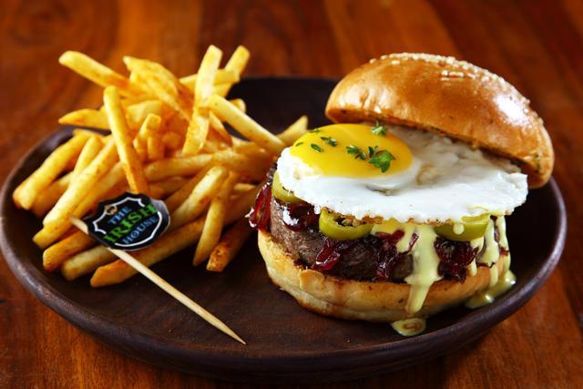 DIY burger at The Irish House.