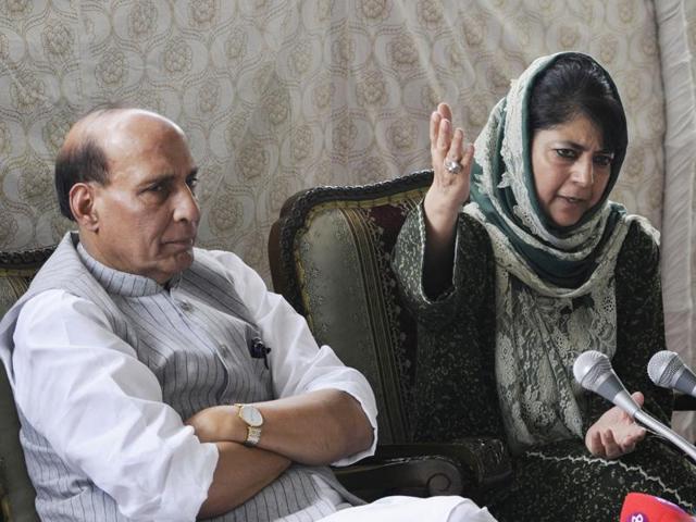 Home minister Rajnath Singh and J-K chief minister Mehbooba Mufti at a press conference in Srinagar on Thursday. (Waseem Andrabi/HT Photo) Home minister Rajnath Singh and J-K chief minister Mehbooba Mufti at a press conference in Srinagar on Thursday. (Waseem Andrabi/HT Photo)