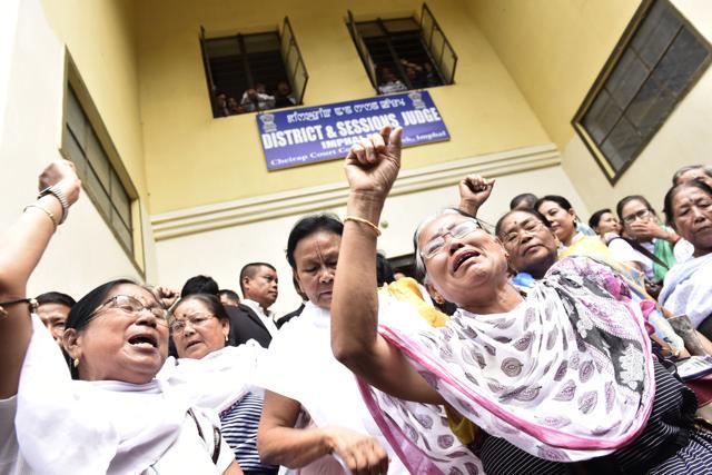 Protests and resentment by supporters of Irom Sharmila in Imphal. (Saumya Khandelwal/HT Photo)