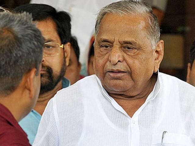 SP chief Mulayam Singh Yadav after meeting Lok Sabha Speaker Sumitra Mahajan during a Parliament session in New Delhi. (Sonu Mehta/HT File Photo) SP chief Mulayam Singh Yadav after meeting Lok Sabha Speaker Sumitra Mahajan during a Parliament session in New Delhi. (Sonu Mehta/HT File Photo)