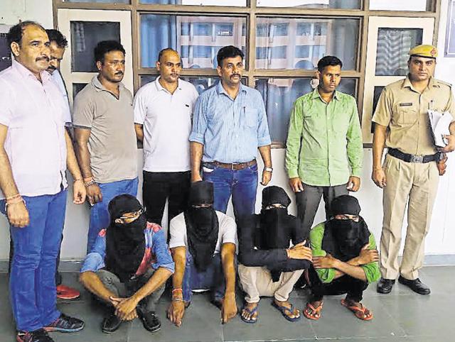 The suspects, residents of Mohammadpur village close to Dhingeri village in Tauru, 45km from Gurgaon, were arrested after a police team zeroed down on their identities and location after four days of probe.(HT photo)