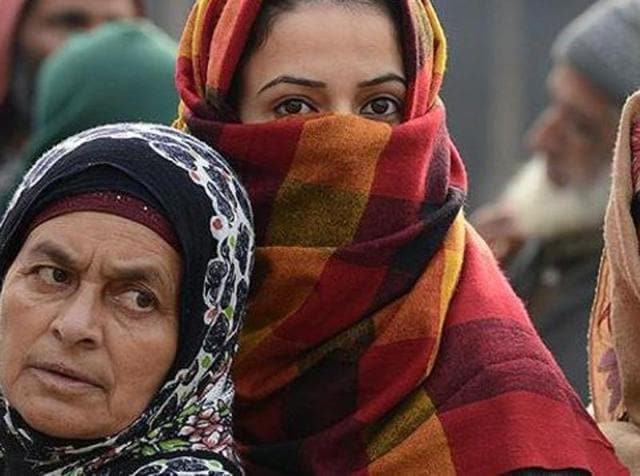 The refugees from West Pakistan, mostly from PoK, got settled in different areas of Jammu, Kathua and Rajouri districts. However, they are not permanent residents of the state in terms of Jammu and Kashmir Constitution.(HT File Photo)