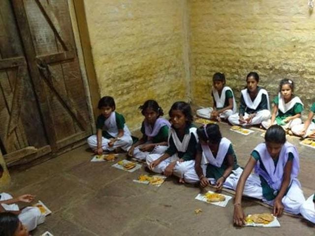 Free lunches have since 2001 been offered to some 120 million schoolchildren throughout India, in the world’s largest school meal programme. (HT file photo) Free lunches have since 2001 been offered to some 120 million schoolchildren throughout India, in the world’s largest school meal programme. (HT file photo)