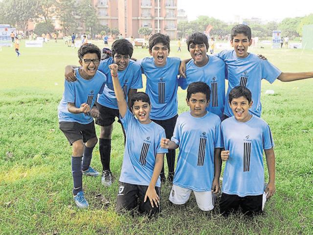 The team gathers every evening, trains and plans their game to put up a good show. All nine members of the team are very excited as they are going to participate in the tournament for the first time. (Abhinav Saha/HT) The team gathers every evening, trains and plans their game to put up a good show. All nine members of the team are very excited as they are going to participate in the tournament for the first time. (Abhinav Saha/HT)