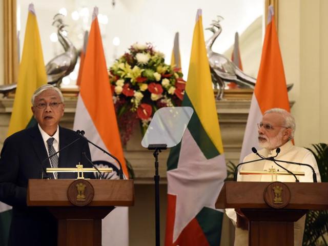 Myanmar’s President U Htin Kyaw and Prime Minister Narendra Modi address a press conference in New Delhi. (Sonu Mehta/HT PHOTO) Myanmar’s President U Htin Kyaw and Prime Minister Narendra Modi address a press conference in New Delhi. (Sonu Mehta/HT PHOTO)