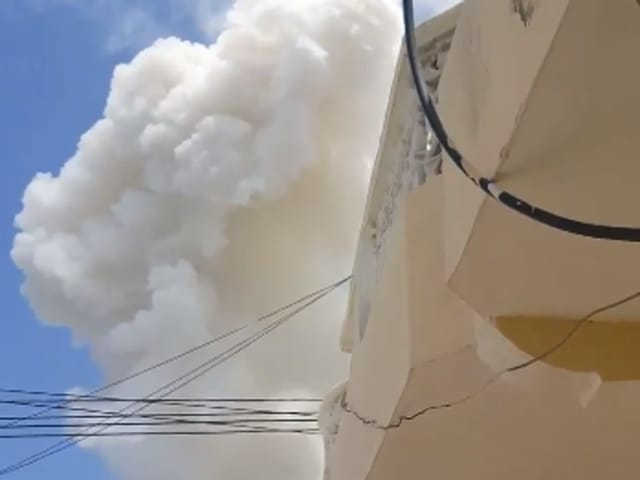 The explosion partly destroyed hotels nearby.(@HassanIstiila on Twitter)