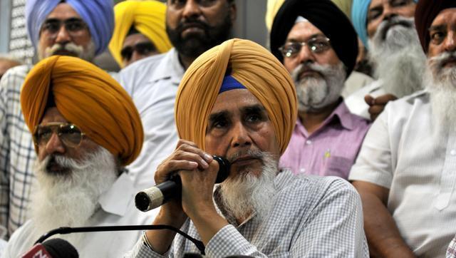 Sucha Singh Chhotepur interacting with the media in Chandigarh hours before the AAP sacked him. (HT File Photo) Sucha Singh Chhotepur interacting with the media in Chandigarh hours before the AAP sacked him. (HT File Photo)