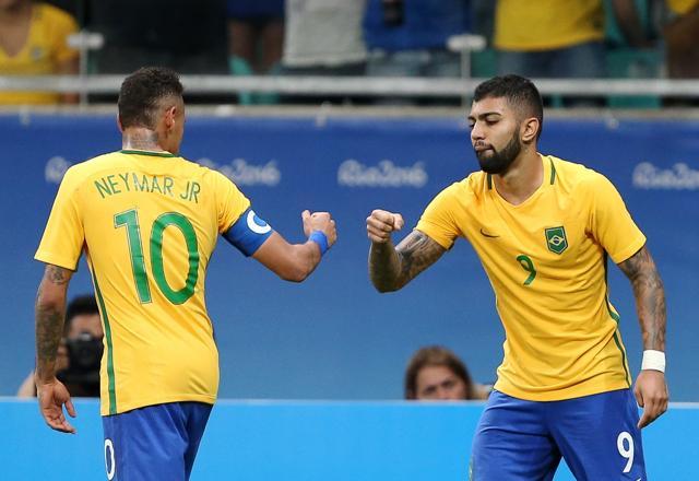 Gabriel Barbosa of Brazil celebrates his goal with Neymar. (REUTERS) Gabriel Barbosa of Brazil celebrates his goal with Neymar. (REUTERS)