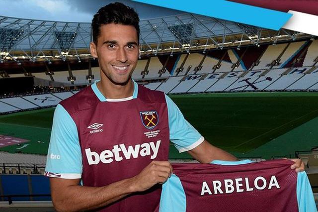 Alvaro Arbeloa secured a deal at West Ham (West Ham United) Alvaro Arbeloa secured a deal at West Ham (West Ham United)