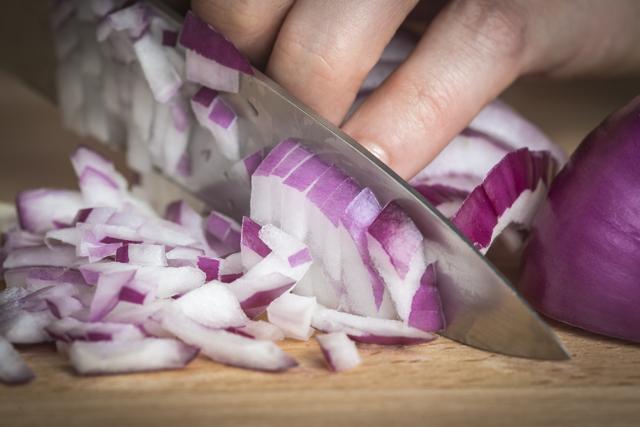 Don’t weep anymore while chopping red onions. (Getty Images/iStockphoto) Don’t weep anymore while chopping red onions. (Getty Images/iStockphoto)