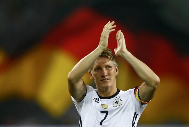 Schweinsteiger didn’t want to give up the captain’s armband and Germany was without a captain for a few minutes, until Thomas Mueller came off the bench with a spare one. (Reuters Photo)