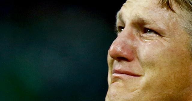 Schweinsteiger sobbed openly when the 30,121-strong crowd gave him a standing ovation. (REUTERS)