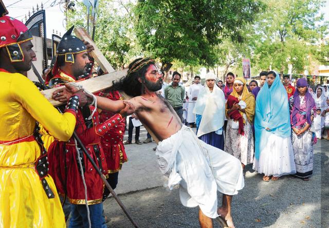 Christians re-enacting the crucifixion of Jesus christ on Good Friday at St Francis cathedral, in Bhopal, India on Friday, 03 April 2015 (Mujeeb Faruqui /Hindustan Times) Christians re-enacting the crucifixion of Jesus christ on Good Friday at St Francis cathedral, in Bhopal, India on Friday, 03 April 2015 (Mujeeb Faruqui /Hindustan Times)