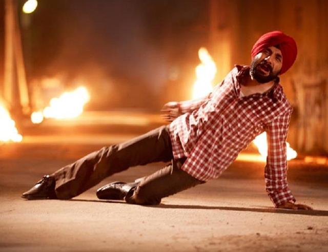 Vir Das in a still from 31st October. Vir Das in a still from 31st October.