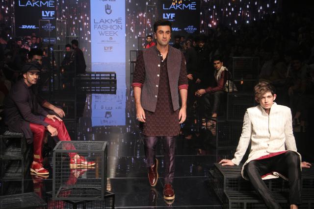 Ranbir Kapoor, who walked the ramp at the Lakmé Fashion Week, feels there is a distinct shift in the way men dress today.