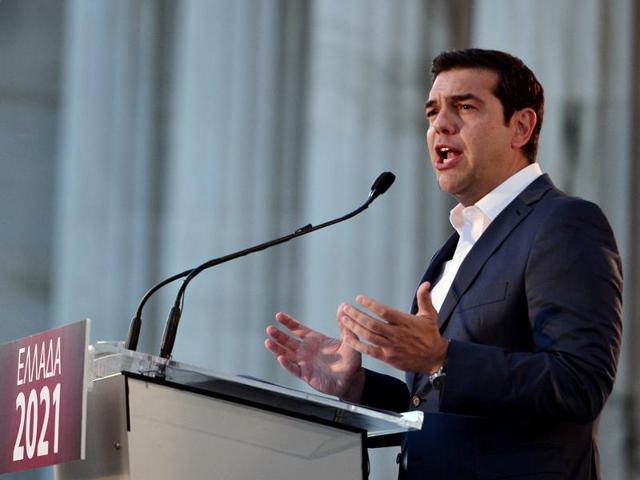 The four 10-year TV licenses were won by three shipowners and a constructor, the latter considered close to the leftist government of Prime Minister Alexis Tsipras. (AFP file photo) The four 10-year TV licenses were won by three shipowners and a constructor, the latter considered close to the leftist government of Prime Minister Alexis Tsipras. (AFP file photo)