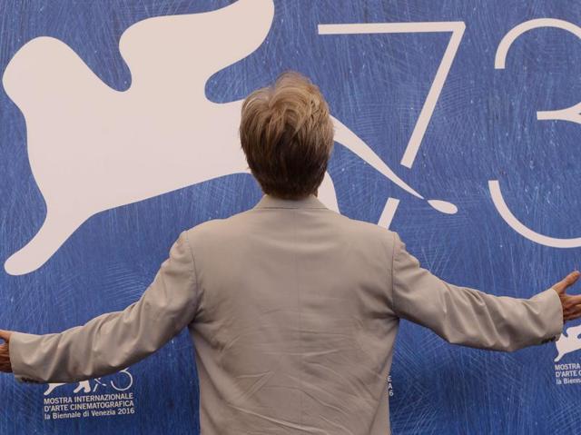 Director Wim Wenders poses during a photocall of the movie Les Beaux Jours d'Aranjuez. (AFP) Director Wim Wenders poses during a photocall of the movie Les Beaux Jours d'Aranjuez. (AFP)