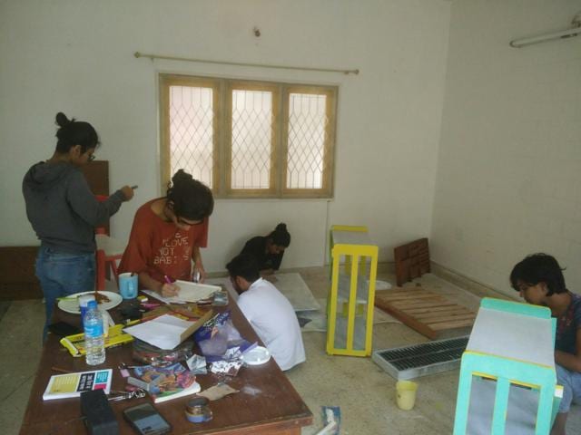 Volunteers helped in painting as well as setting up the hostel Volunteers helped in painting as well as setting up the hostel