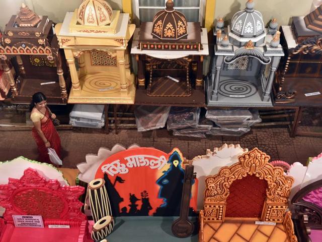 LORD OF THE THRONES: Decoration items on display at Dadar market. (Pratham Gokhale/HT ) 