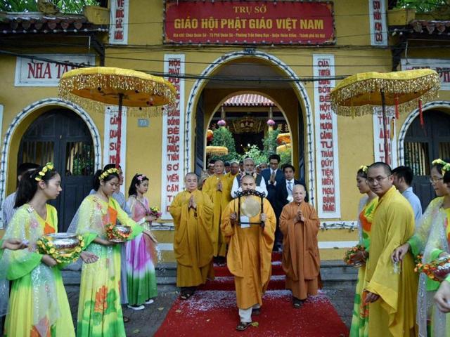 Prime Minister Narendra Modi visiting the Quan Su Pagoda, in Hanoi, Vietnam on Saturday. He said he is fortunate to visit the Pagoda temple after first President Rajendra Prasad in 1959. (PTI Photo)